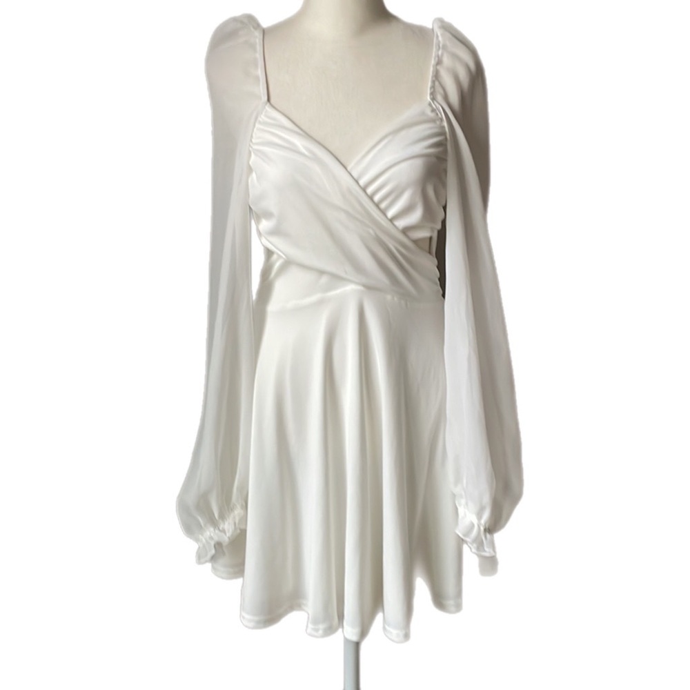 Lucy In the Sky Chiffon and Sheer Puff Sleeve Aliah Formal Mini Dress